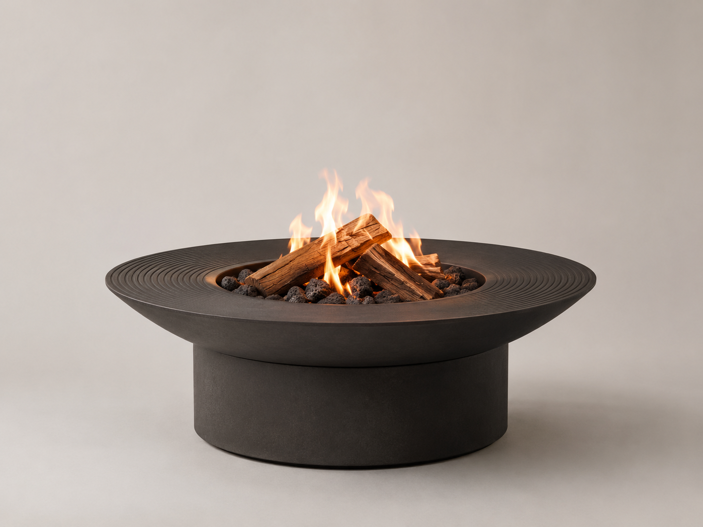 Brasero Grava en acier allumé, mobilier outdoor sur mesure fabriqué en Turquie